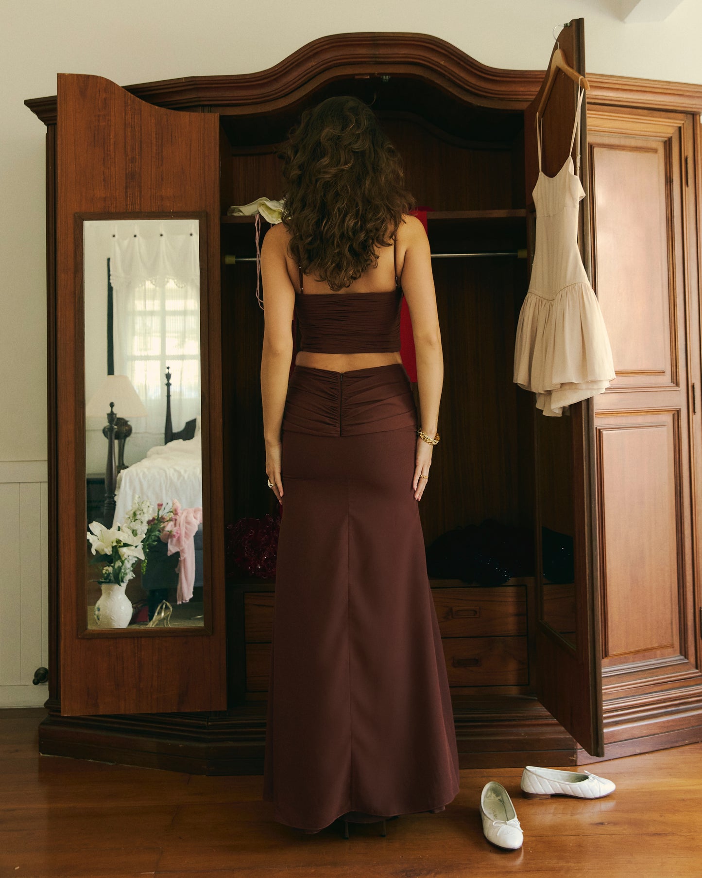 Vivian Brown Set