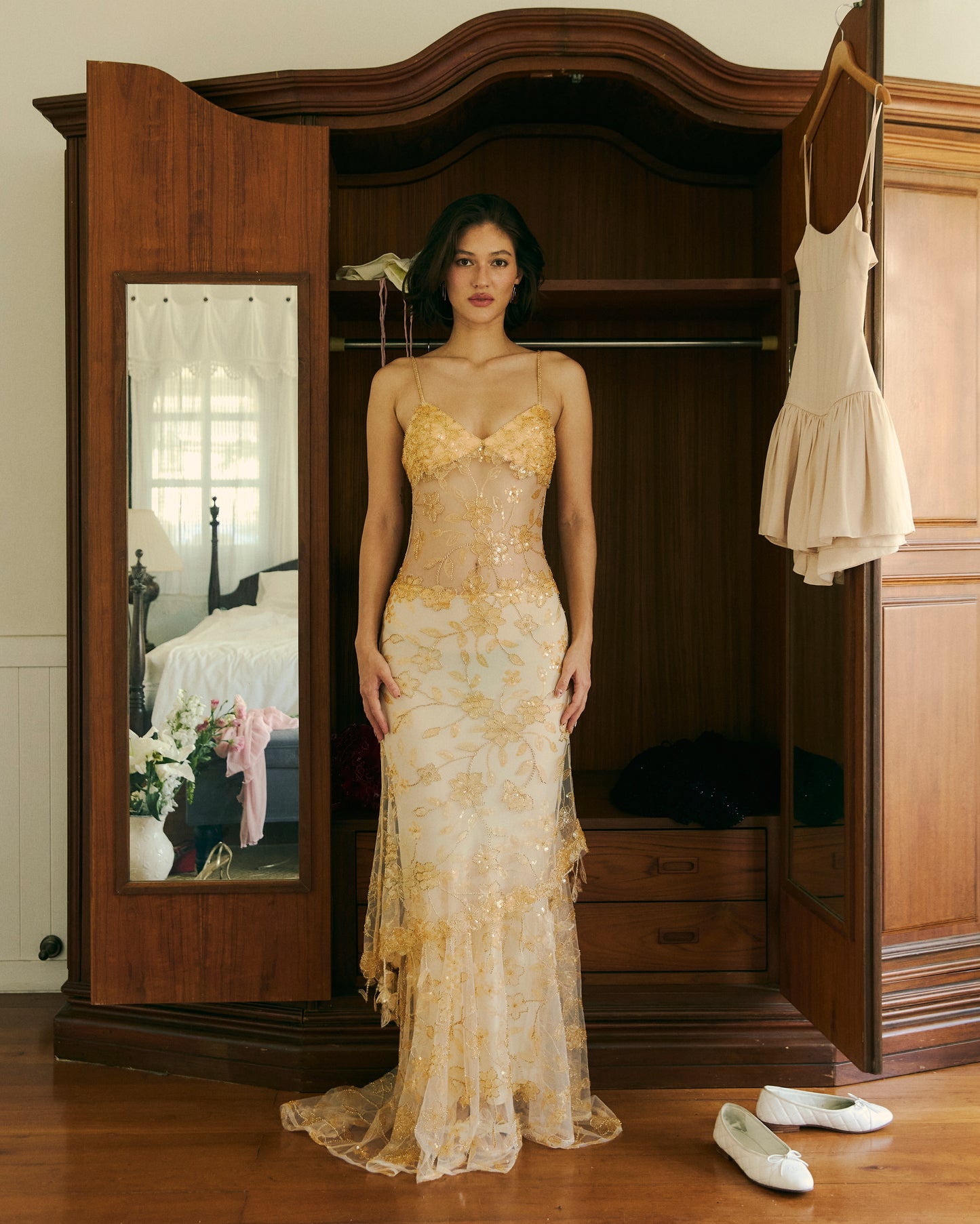 Delilah Maxi Gold