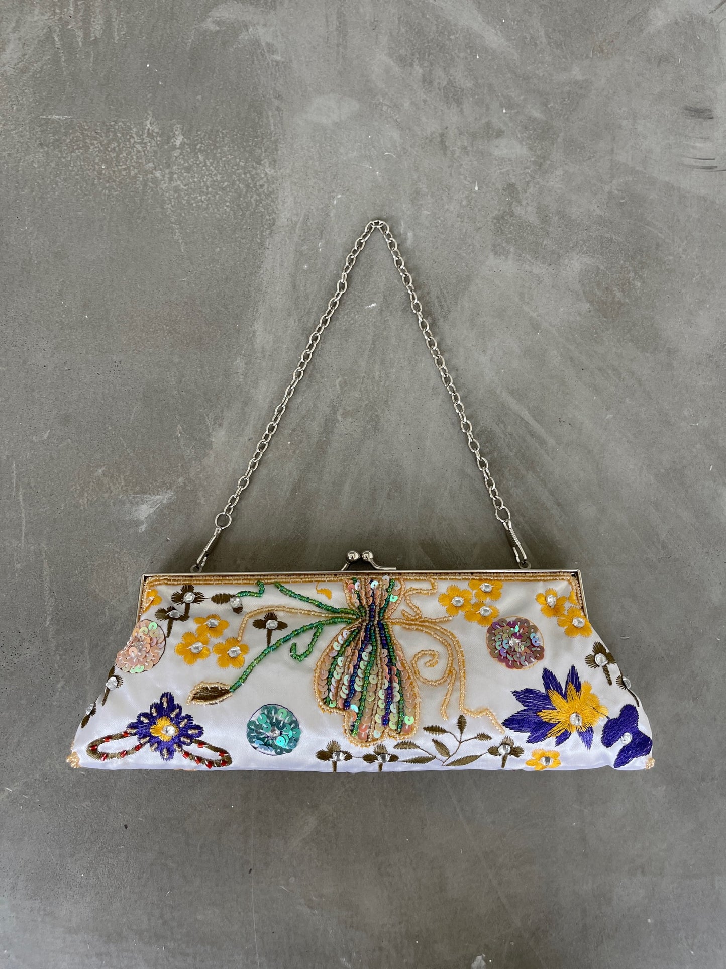 Butterfly Garden Embroidered Purse - Pearl