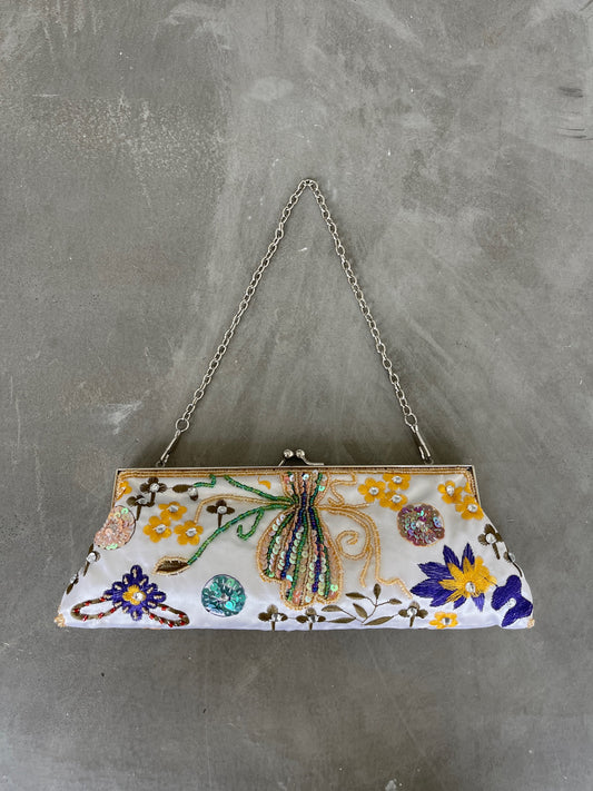 Butterfly Garden Embroidered Purse - Pearl